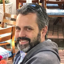 Sonic AV Director – Richard Edwards Sonic AV Director - Richard Edwards